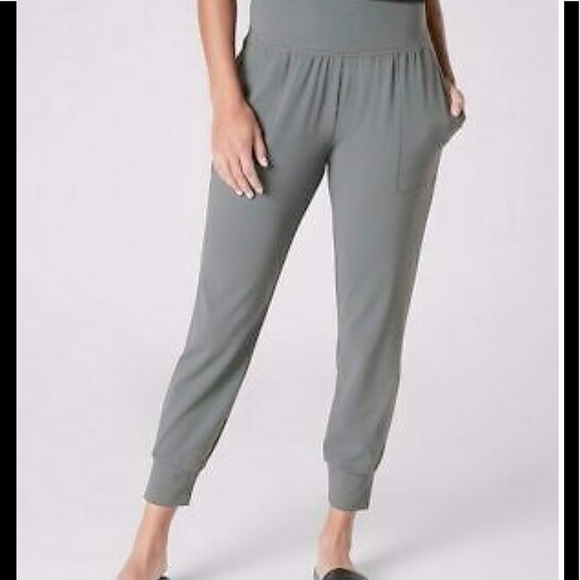 Athleta Pants - EUC ATHLETA Salutation Jogger - SIZE SMALL